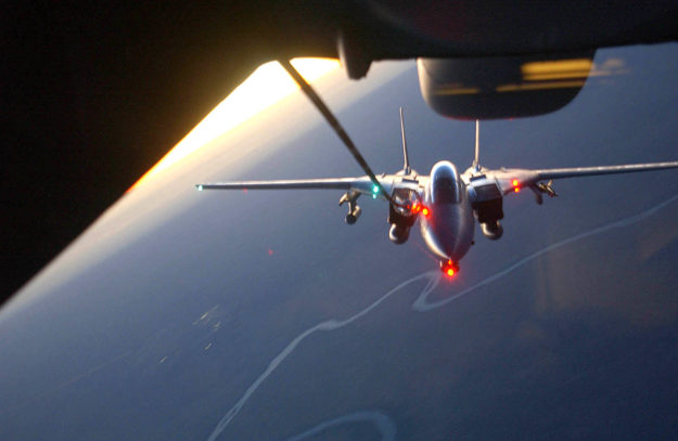 Mastering Uncertainty: Unleashing High Performance through the Power of Teamwork | Carey Lohrenz In the complex world of global business, driving any organization towards peak performance or shaping it into a high-reliability organization requires mastering uncertainty and a high-level of teamwork. This truth is rooted in the realization that no single individual, regardless of their brilliance or prowess, can singlehandedly lead a company to the peak of success. | Carey Lohrenz