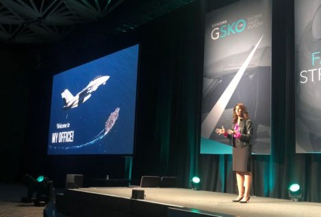 Carey Lohrenz - Author, Aviator, Keynote Speaker, Female Fighter Pilot