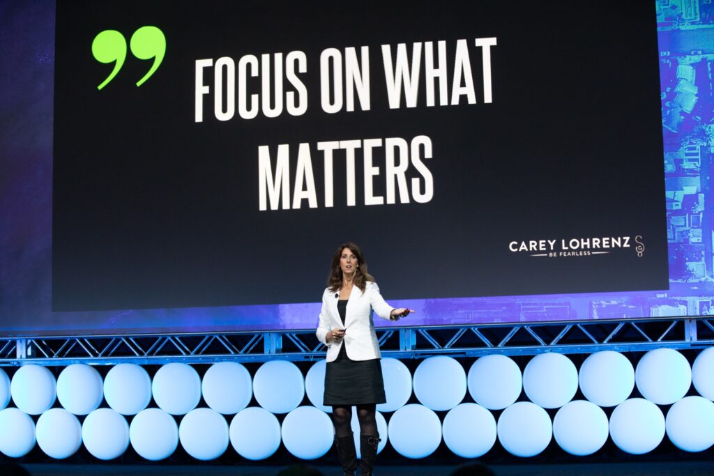 Carey-Lohrenz-Keynote-Speaker-CEO-Leading-Through-Change-Span-of-Control-Fearless-Leadership-Author-WSJ-USA-TODAY-Best-selling-books